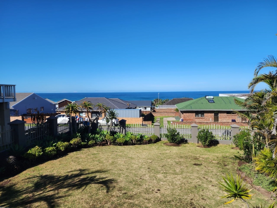 3 Bedroom Property for Sale in Winterstrand Eastern Cape